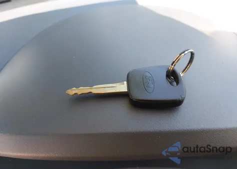 2005 Ford Focus Zxw z USA, uszkodzony, nr VIN 1FAFP36N45W244268